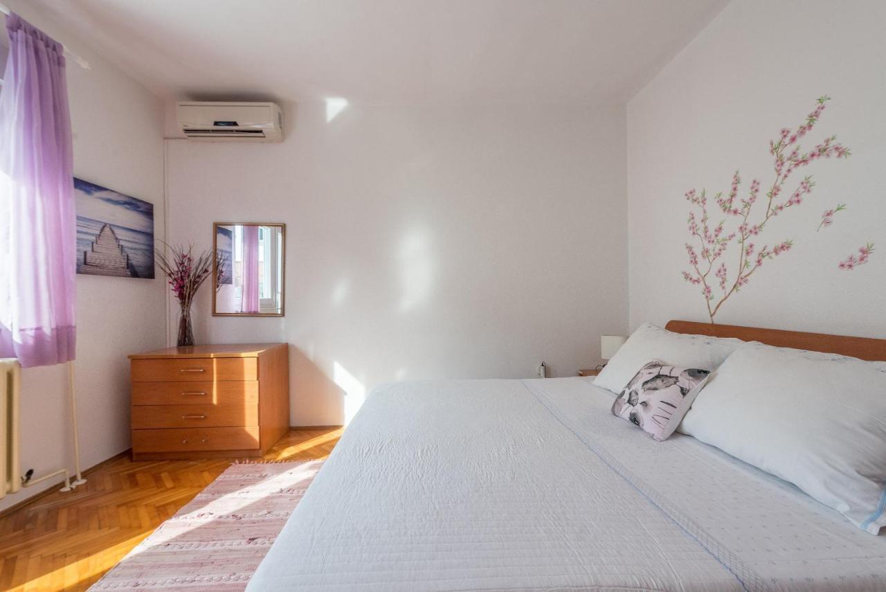 Apartments Villa Odesa With Shared Pool Zadar Dış mekan fotoğraf