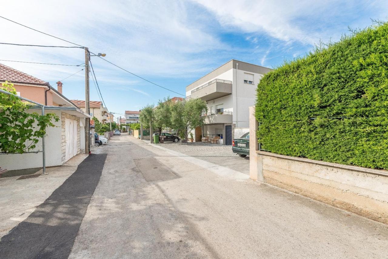 Apartments Villa Odesa With Shared Pool Zadar Dış mekan fotoğraf