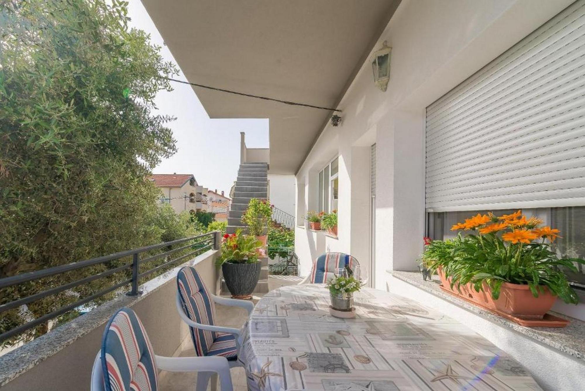 Apartments Villa Odesa With Shared Pool Zadar Oda fotoğraf