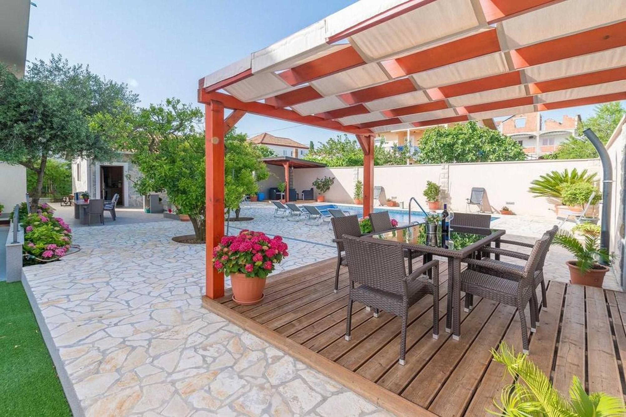 Apartments Villa Odesa With Shared Pool Zadar Oda fotoğraf